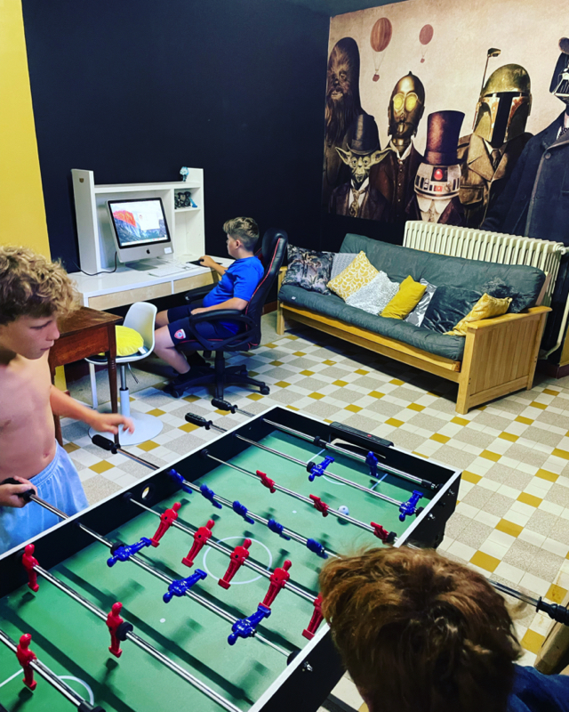 boysloungecinema